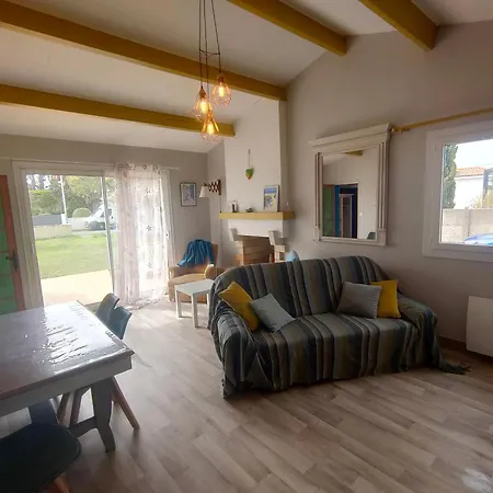 Vakantiehuis Maison Renovee 6 Couchages, Quartier Calme Pres Saint-Hilaire-de-Riez